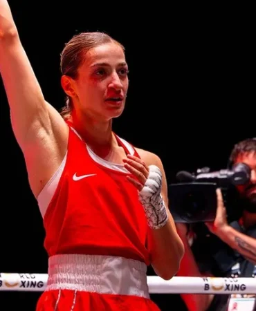 bir-finalde-buse-naz-cakiroglu-ndan-dunya-boks-sampiyonasi-nda-finale-yukseldi-1757789494-131_large
