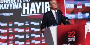 chp-de-tek-aday-olan-ozgur-ozel-yeniden-secildi-1758456858-826_large