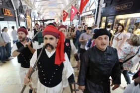 istanbul-da-tulumbacilar-seremonisine-buyuk-ilgi-1758703796-500_large