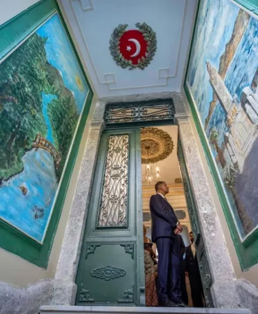 izmir-in-tarihi-yapilari-gun-yuzune-cikiyor-1758607985-853_large