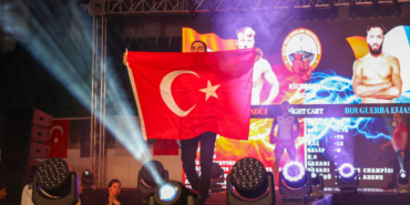 1760424923-a6b4cb4321