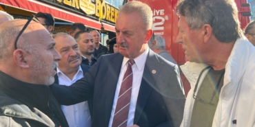 20251030-chpli-ciler-gebze-faciasini-meclise-tasidi-17102-3efae970539c8e569350