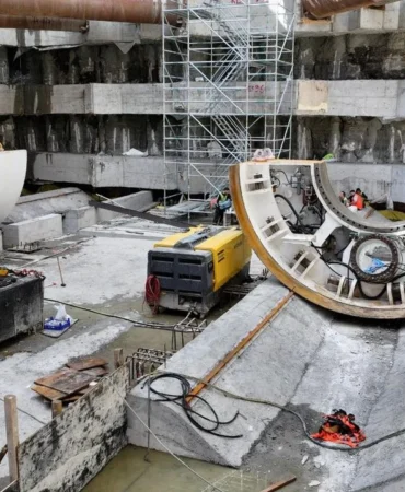 dev-kostebeklerden-2sinin-daha-montaji-basladi-2