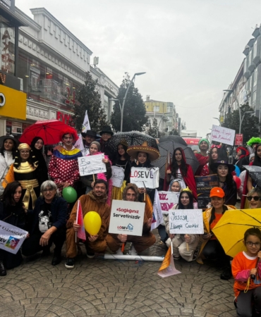 f2172ef8-2d29-44ac-8e7d-95d6e017b37e