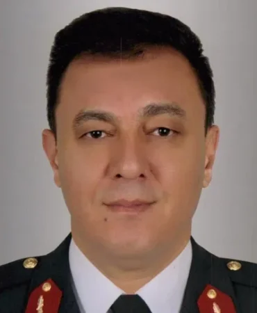 jandarma-genel-komutanligi-nda-aci-kayip-tuggeneral-selami-aksit-vefat-etti-1761487556-71_large
