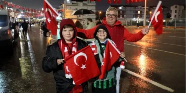 kocaeli-kirmizi-beyaza-burundu-1760467466-988_large