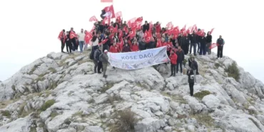 kosedag-zirvesine-cumhuriyet-yuruyusu-1761714199-547_large