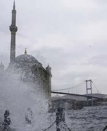 meteoroloji-den-kuvvetli-ruzgar-ve-firtina-uyarisi-1668614375-278_large