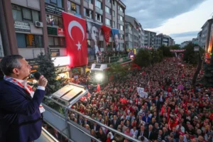 ozgur-ozel-turkiye-ab-uyesi-olacak-1759560007-143_large