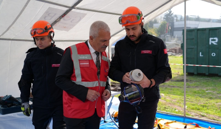 185b0de4-051d-49a7-97fa-2851e0ac27f5