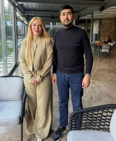 2e166eeb-1afd-4f73-9a5a-8d9743eeabe8