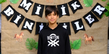 Ara tatili at üstünde geçirdiler (8)