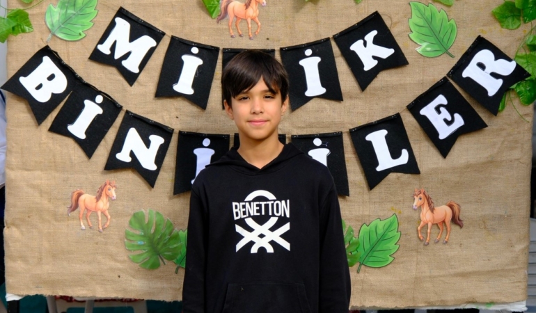 Ara tatili at üstünde geçirdiler