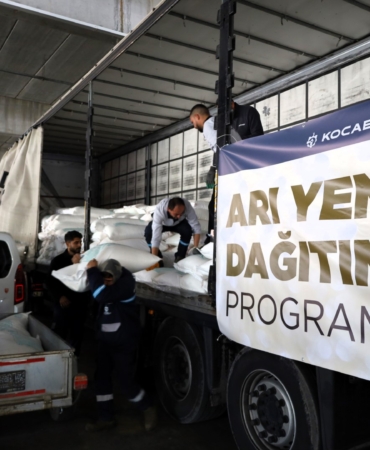 Büyükşehir'den arıcılara yüzde 50 hibeli arı yemi (39) (Büyük)