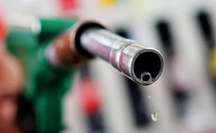 benzin-ve-motorine-zam-hazirligi-1637308919-287_large