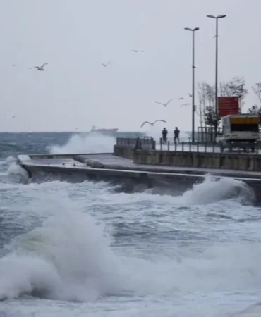 dogu-ve-guneydogu-da-kuvvetli-yagis-alarmi-1763273213-663_large