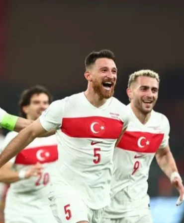 ispanya-deplasmanindan-beraberlikle-donduk-2-2-1763509301-212_large