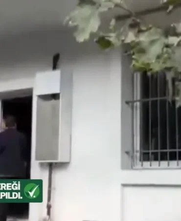 istanbul-uskudar-da-yol-kesen-surucu-yakalandi-geregi-yapildi-1763281565-967_large