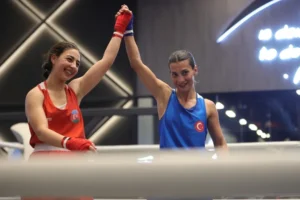 kagitspor-riyad-da-madalyalari-topladi-1763453795-986_large