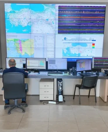 kandilli-den-marmara-icin-kritik-adim-deprem-erken-uyari-sistemi-ilk-sinavi-basariyla-verdi-1763379040-66_large