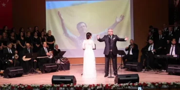 kemal-sunal-kecioren-de-turkulerle-anildi-1764140847-382_large