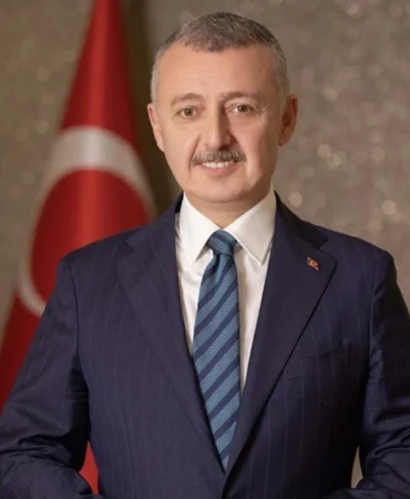 kocaeli-buyuksehir-belediye-baskani-doc-dr-tahir-buyukakin-1280-960-6