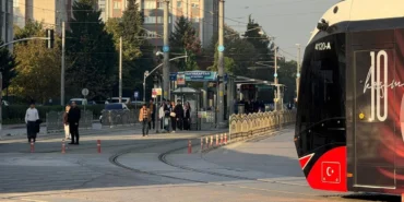 otobus-ve-tramvaylarda-ataya-saygi-1