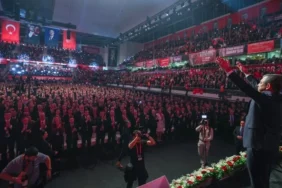 ozgur-ozel-bu-kurultay-partimizin-muhalefetteki-son-kurultayi-1764418187-311_large