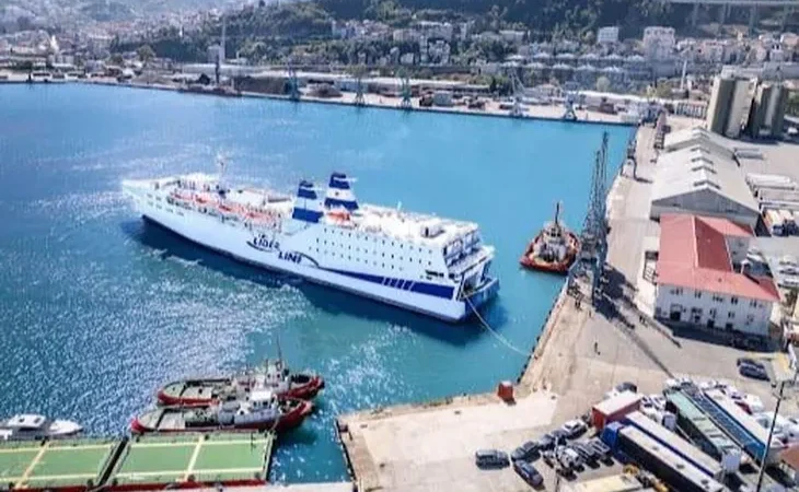 trabzon-ile-soci-arasinda-deniz-koprusu-kuruldu-1762430653-386_large