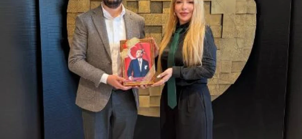 turk-dunyasi-icin-guclu-is-birligi-ozkara-ve-akhmetov-ortak-projeler-icin-bir-araya-geldi-222943-20251116