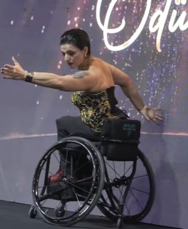 0ade336f-9cfd-4f6d-b469-4eccf035218b