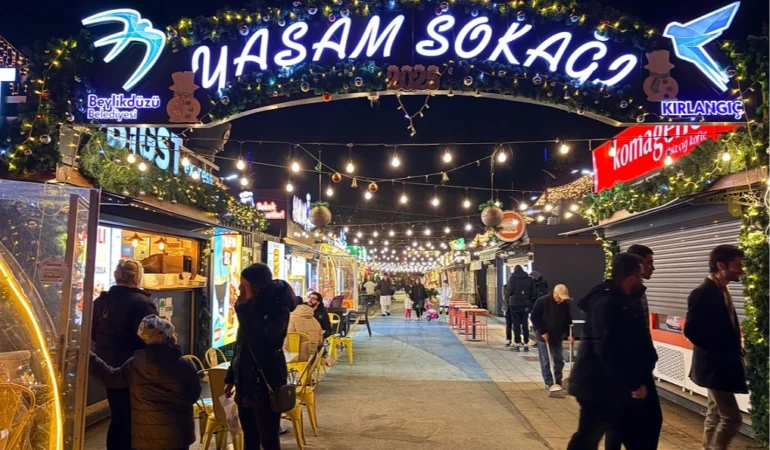 20251216-kis-festivali-basladi-486592-94d888153d5fd4dff6f6