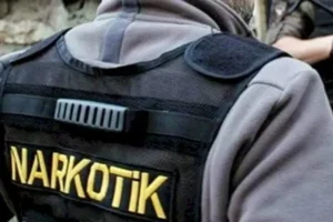 ankara-da-narkoguc-operasyonlari-kilolarca-uyusturucu-ele-gecirildi-1764848028-782_large