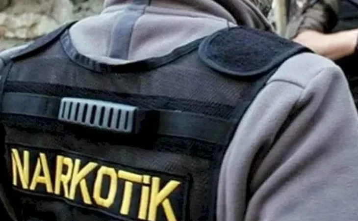 ankara-da-narkoguc-operasyonlari-kilolarca-uyusturucu-ele-gecirildi-1764848028-782_large