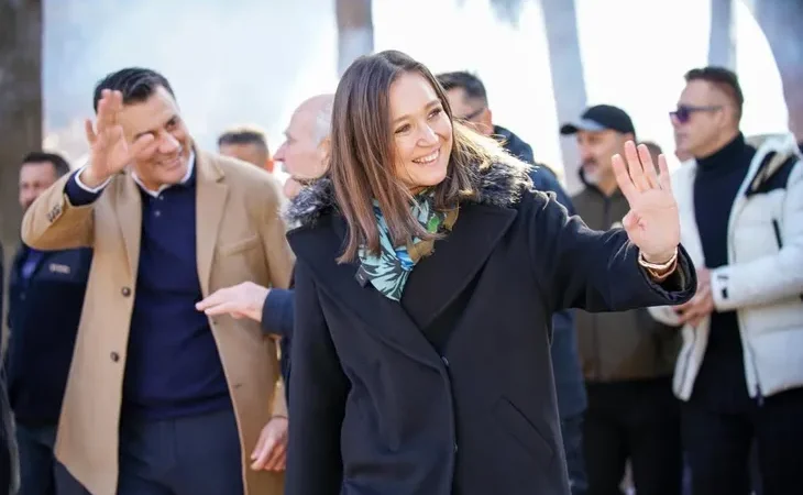 gulsah-durbay-gozyaslariyla-ugurlandi-1765811650-535_large