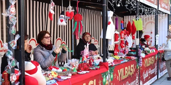 izmit-te-yilbasi-iyilik-pazari-basladi-1254
