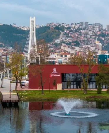 kocaeli-buyuksehir-ile-kabuk-degistiriyor-1765692514-802_large