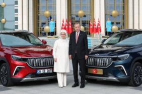 kocaeli-de-belediye-baskanlari-neden-togg-a-binmiyor-cumhurbaskani-erdogan-in-yerli-ve-milli-vizyonuyla-celisen-tablo-6488