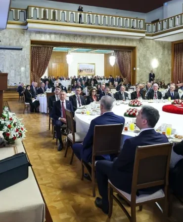 tbmm-baskani-kurtulmus-buyukelcilere-seslendi-terorsuz-turkiye-basariyla-sona-erecek-1765884510-914_large