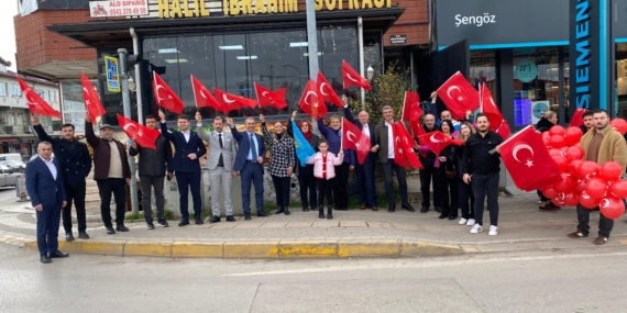 “Bir Kere Göndere Çekilen Bayrak, Bir Daha İndirilmez”