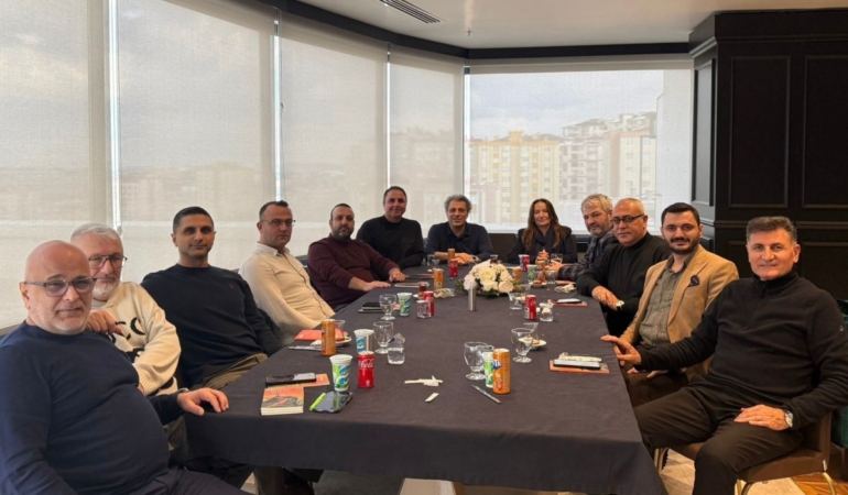 20260113-merkez-primeda-10-ocak-bulusmasi-dr-hakan-hobek-gazetecileri-agirladi-267916-3072cf5502b2963f2708