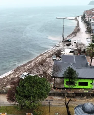 20260117-kocaeli-ulasli-sahili-dalga-kiriciyla-korunacak-641095-0df323c6f0354d78dbaf