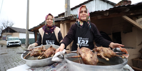 Eseler Köyü’nde Kaz Bayramı öncesi imece bereketi