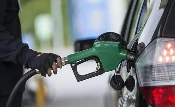 akaryakit-fiyatlarini-20-liraya-dusurecek-formul-1655792552-111_large