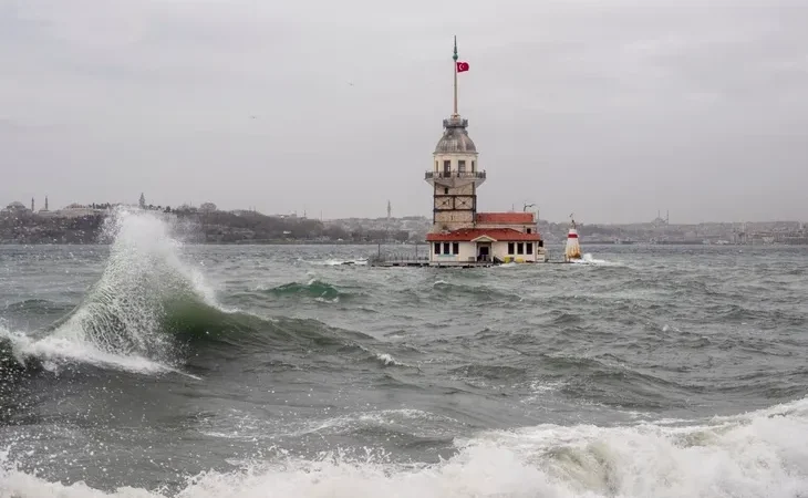 akom-dan-marmara-icin-kritik-uyari-1768650770-167_large (1)