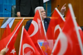 dervisoglu-ndan-suriye-elestirisi-turkiye-yeni-ve-daha-buyuk-beka-sorununa-surukleniyor-1769007210-703_large