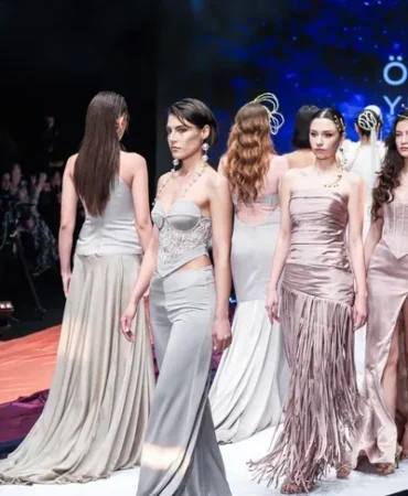 if-wedding-fashion-izmir-de-sessiz-asalet-podyuma-tasindi-1769154640-328_large