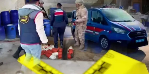 İzmir’de dev uyuşturucu darbesi