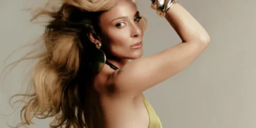 kibris-guzeli-ziynet-sali-en-cok-dinlenenlerde-zirvede-1768200272-883_large