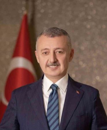 baskan-buyukakin-her-damla-suya-her-fidana-sahip-cikiyoruz_f1d72cf1647e-e1749033811668-768x700